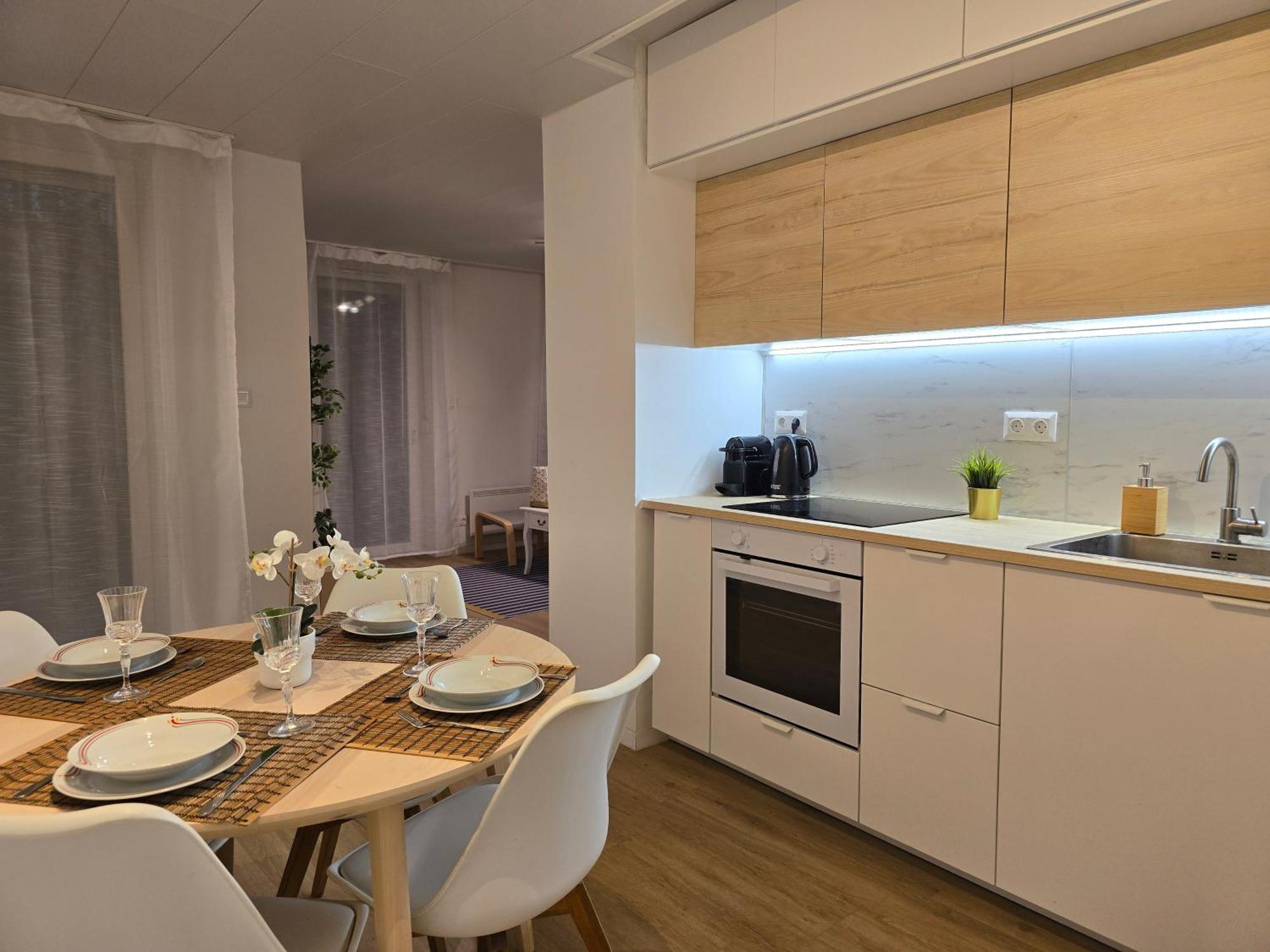 Apartamento Metropolitan Tranquility Near Deli Railway Station